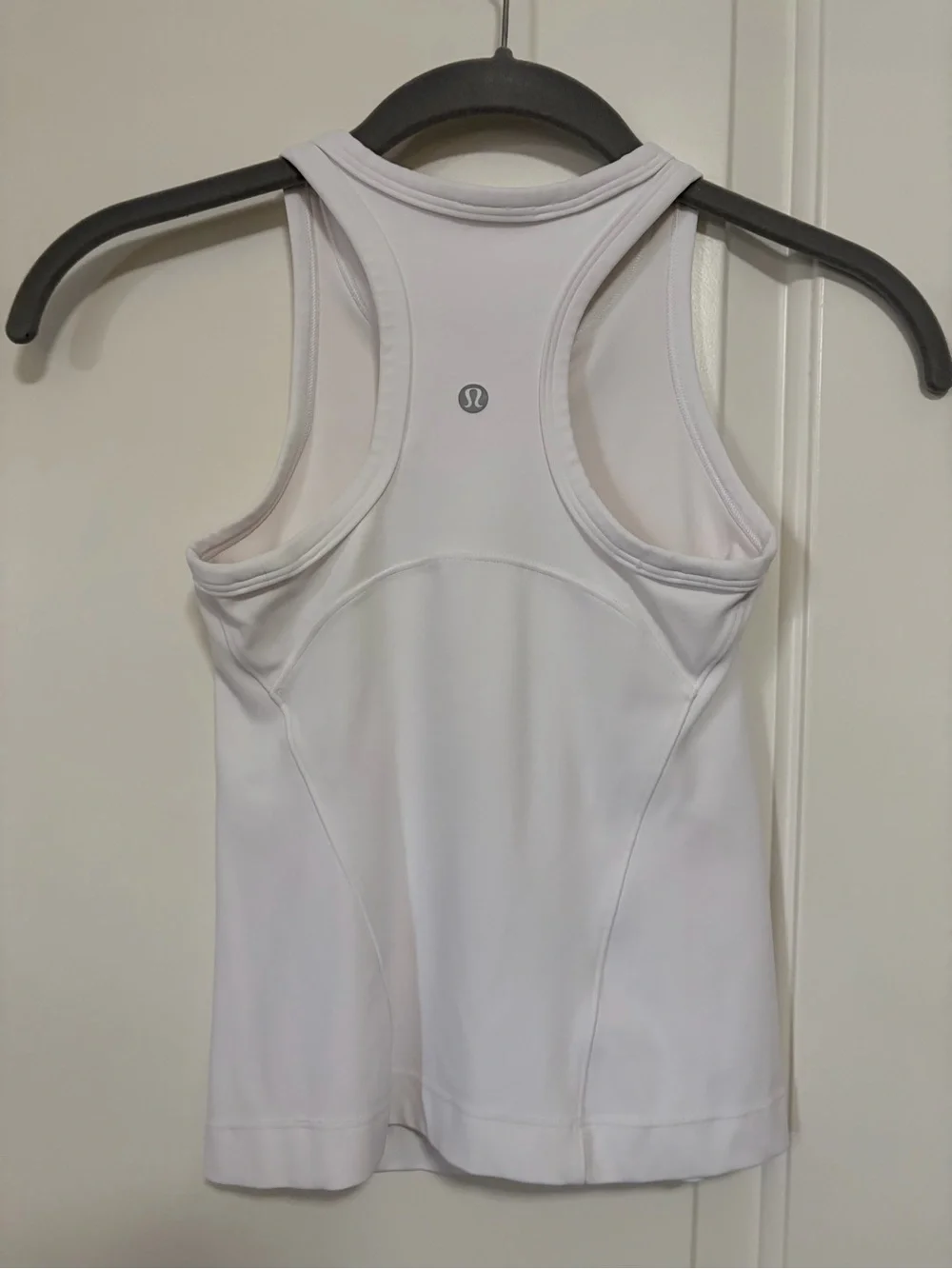 🍋🤍NWOT🍋🧘🏽‍♀️🤍lululemon Align Nulu Waist Length Racerback Athletic Tank🍋🤍🏃🏽‍♀️